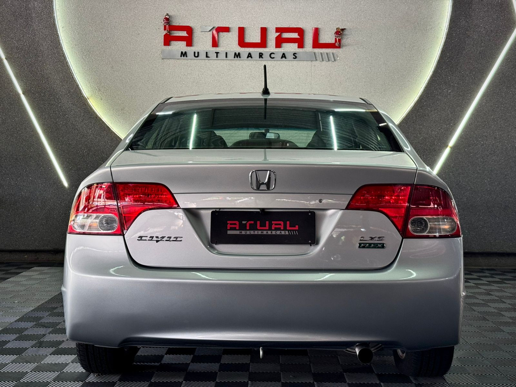 Honda Civic Sedan Prata