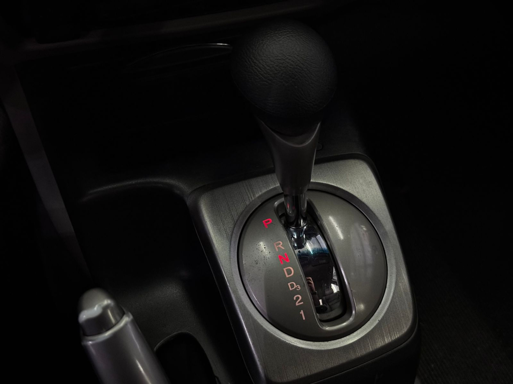 Honda Civic Sedan Prata