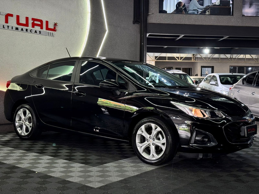 Chevrolet Cruze Sedan Preto