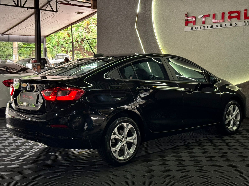 Chevrolet Cruze Sedan Preto