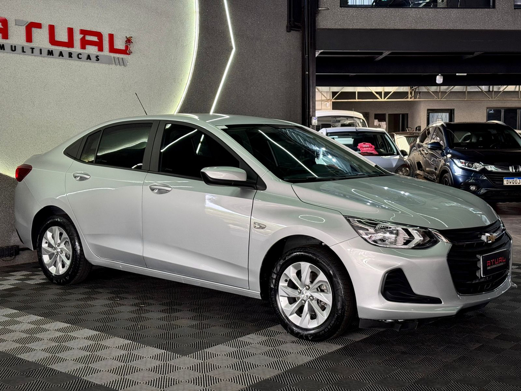 Chevrolet Onix Sedan Prata