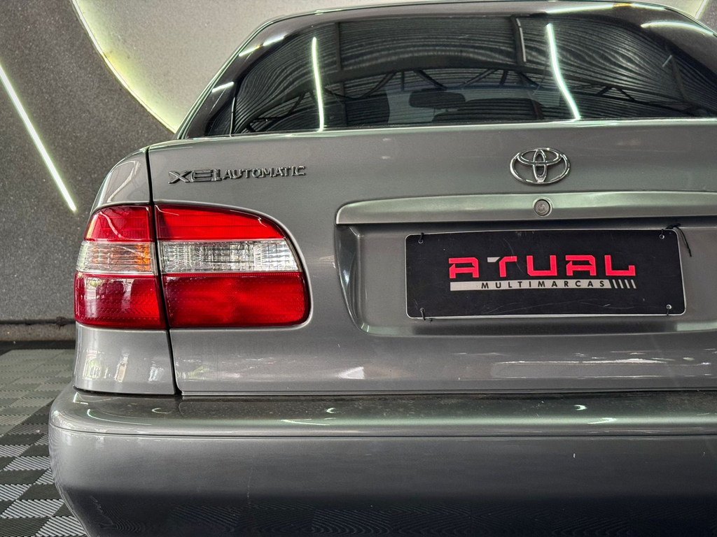 Toyota Corolla Cinza