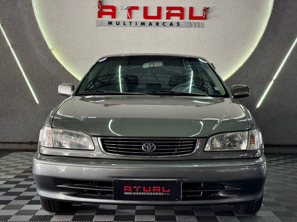 Toyota Corolla Cinza