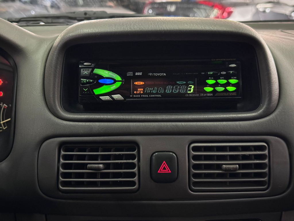 Toyota Corolla Cinza