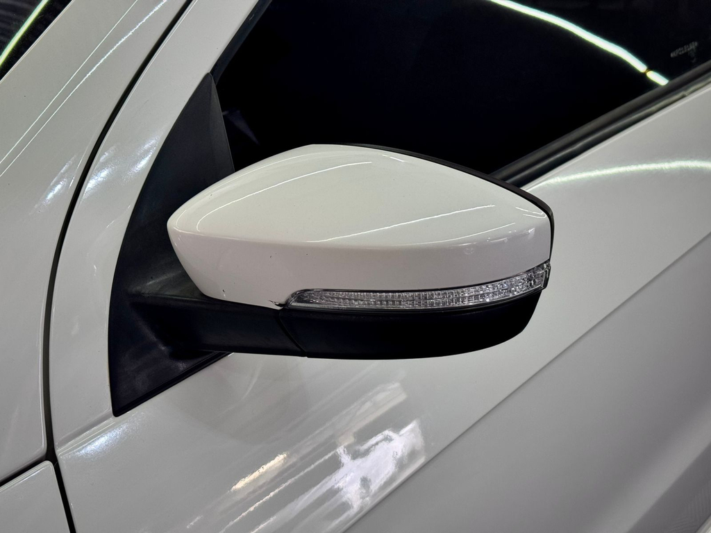 Volkswagen Saveiro Branco