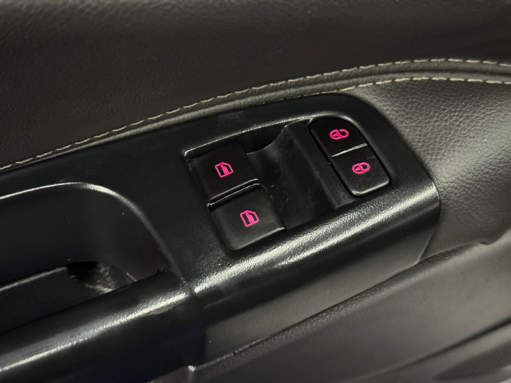 Volkswagen Saveiro Branco