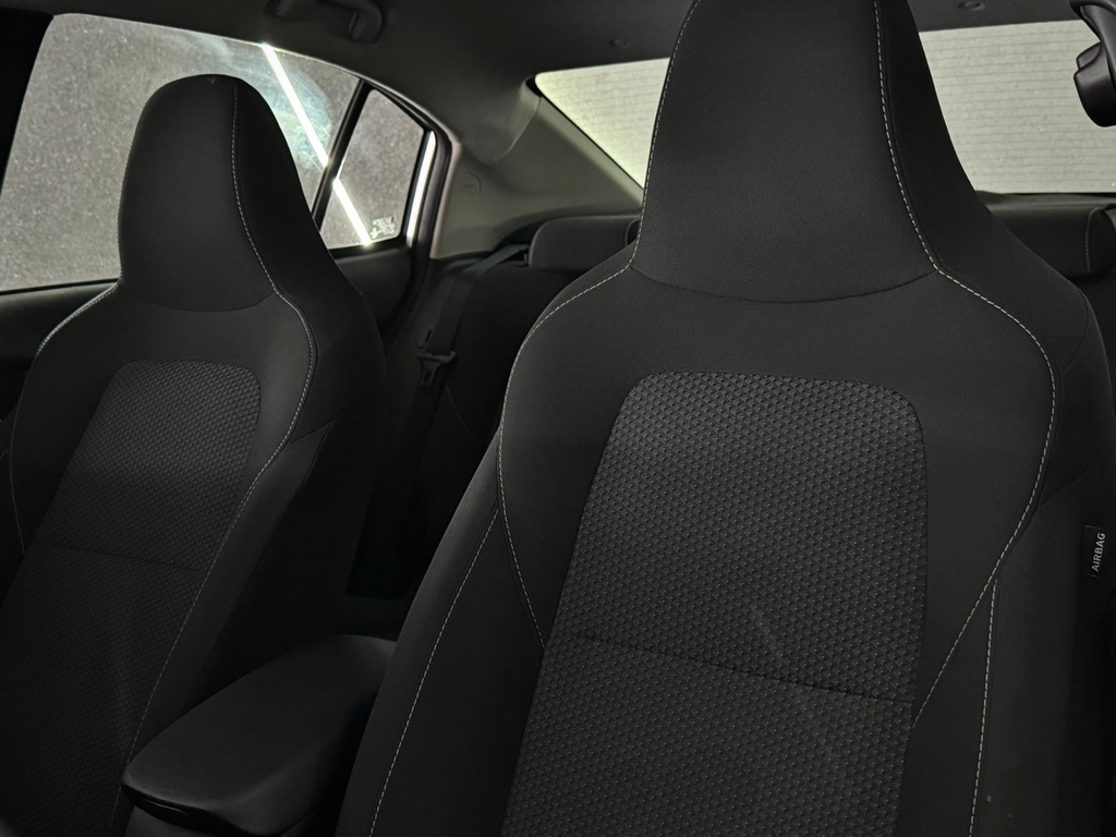 Chevrolet Onix Sedan Prata