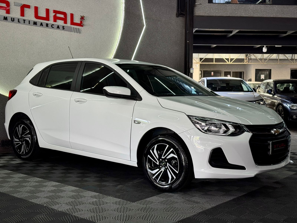 Chevrolet Onix Branco