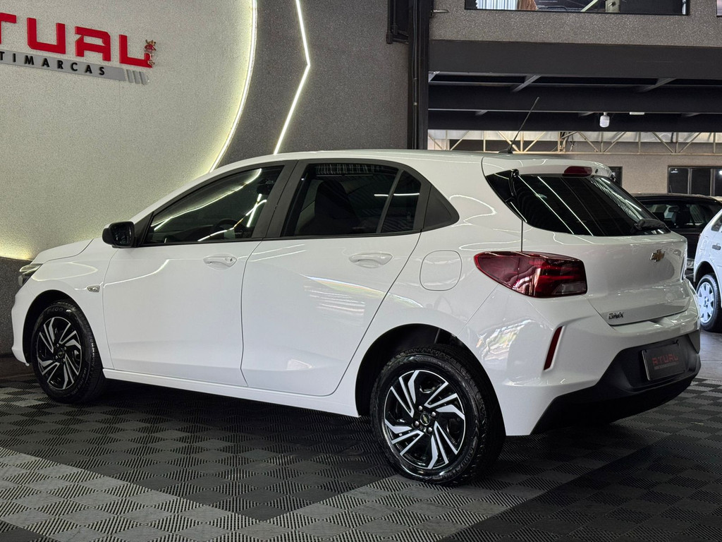 Chevrolet Onix Branco