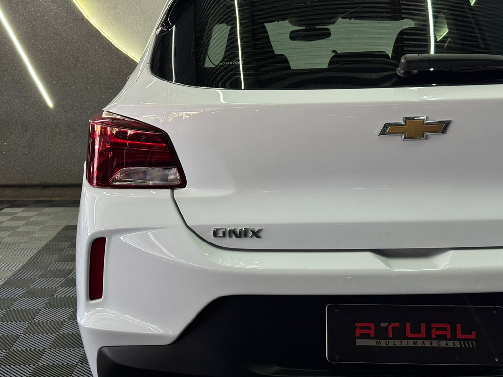 Chevrolet Onix Branco