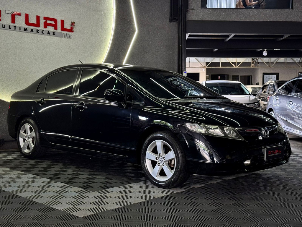 Honda Civic Preto