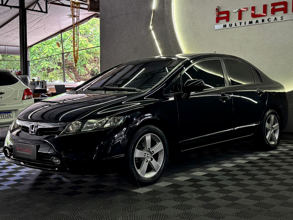 Honda Civic Preto