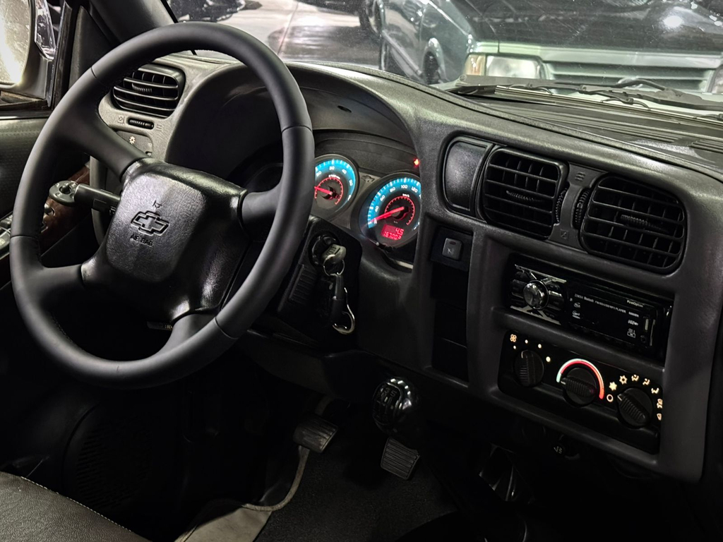Chevrolet S10 Cabine Dupla Prata