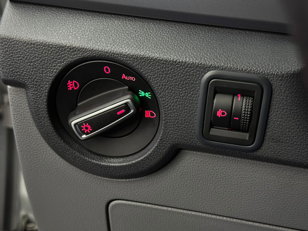 Volkswagen T-Cross Prata