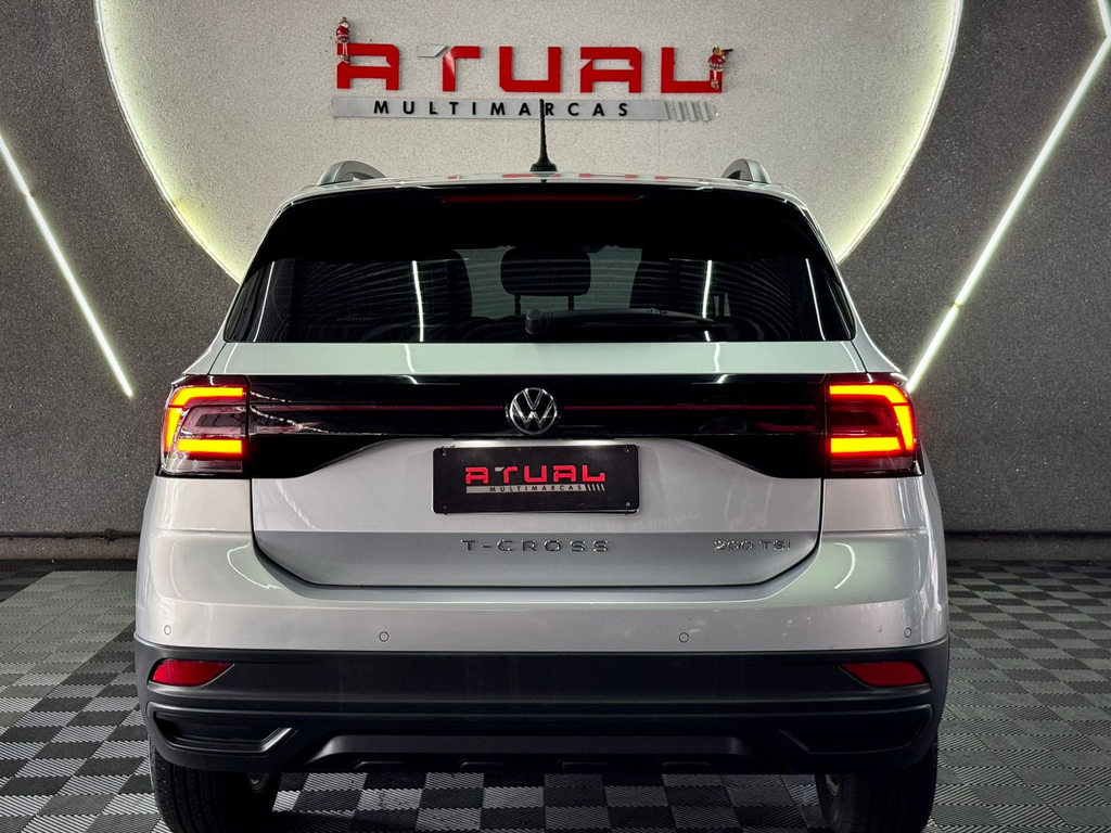 Volkswagen T-Cross Prata