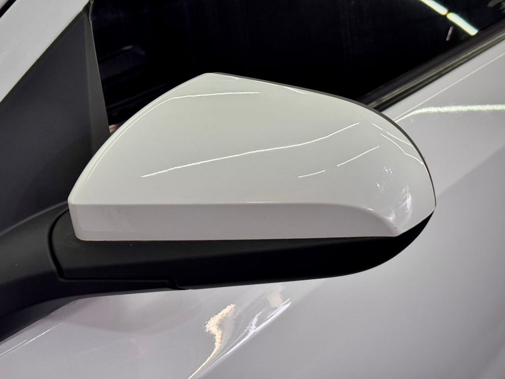 Chevrolet Onix Branco