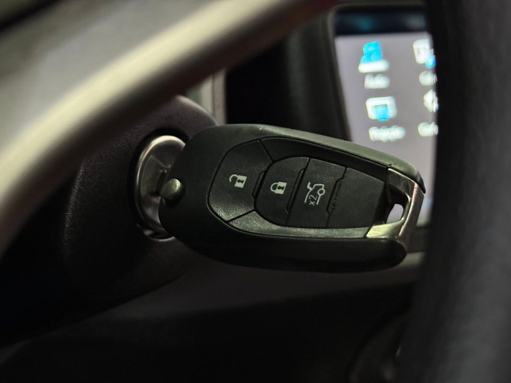 Chevrolet Onix Branco