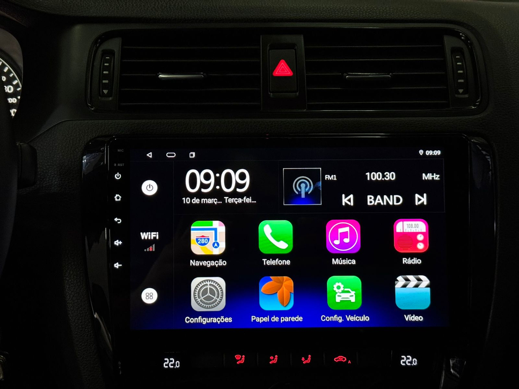 Volkswagen Jetta Preto