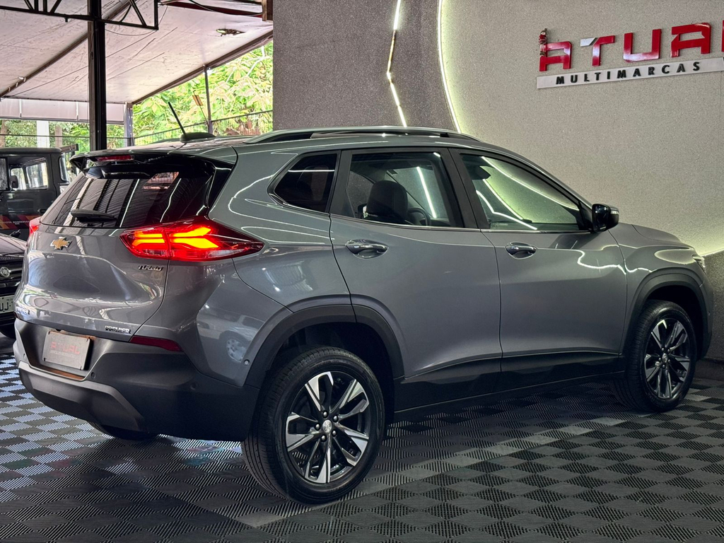 Chevrolet Tracker Cinza