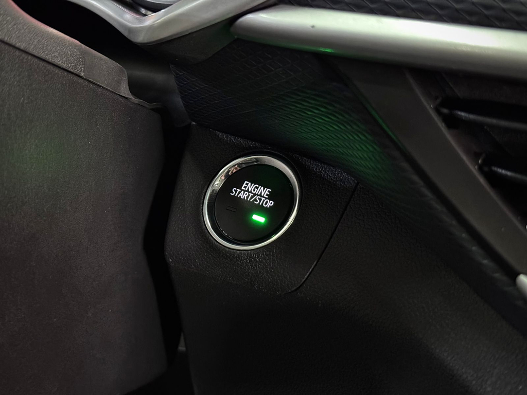 Chevrolet Tracker Cinza