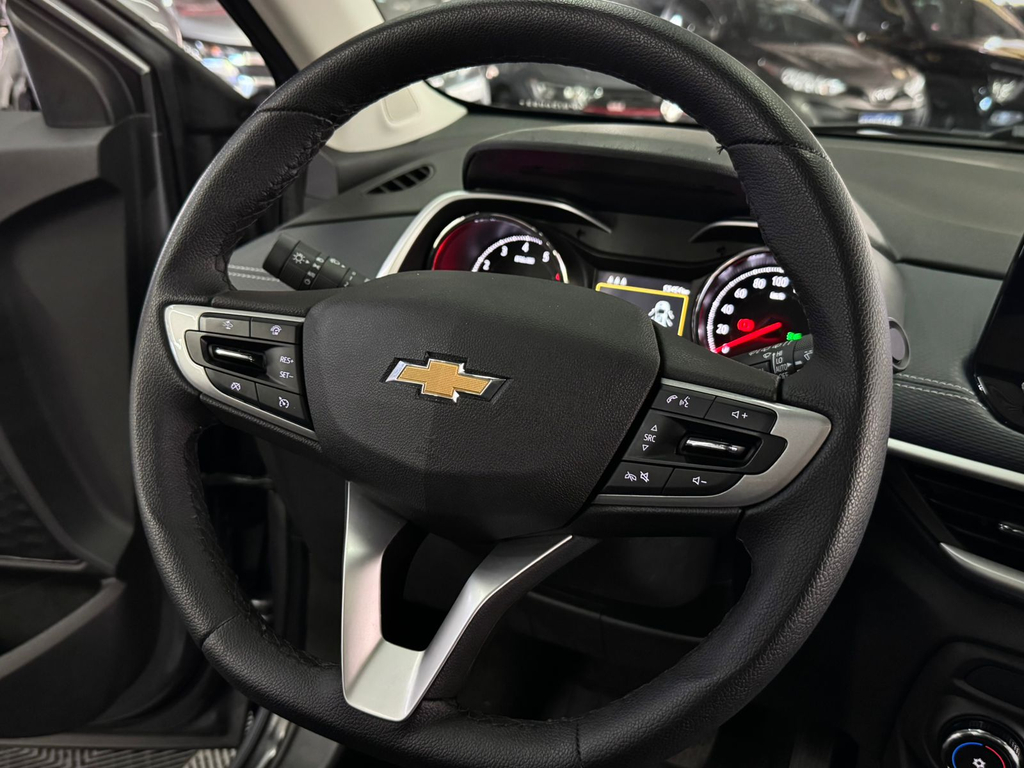 Chevrolet Tracker Cinza