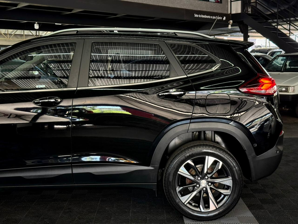 Chevrolet Tracker Preto