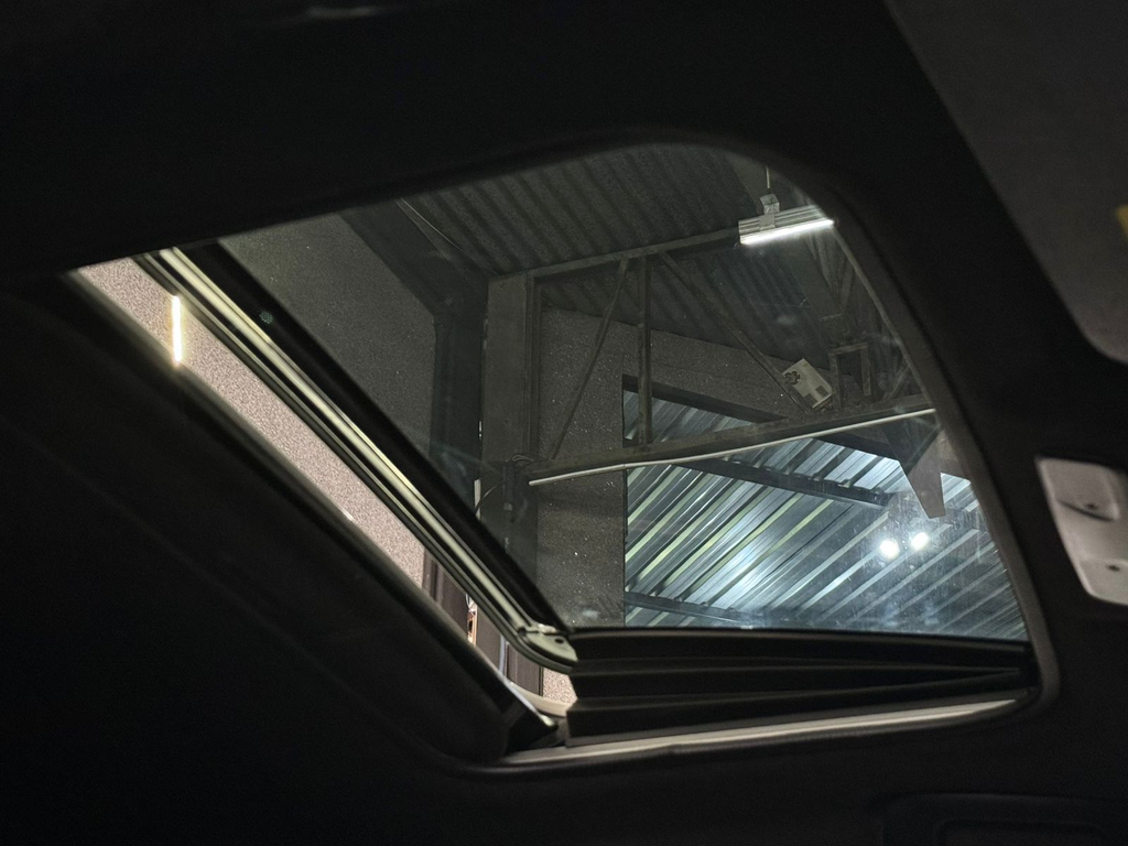 Toyota Yaris Hatch Branco