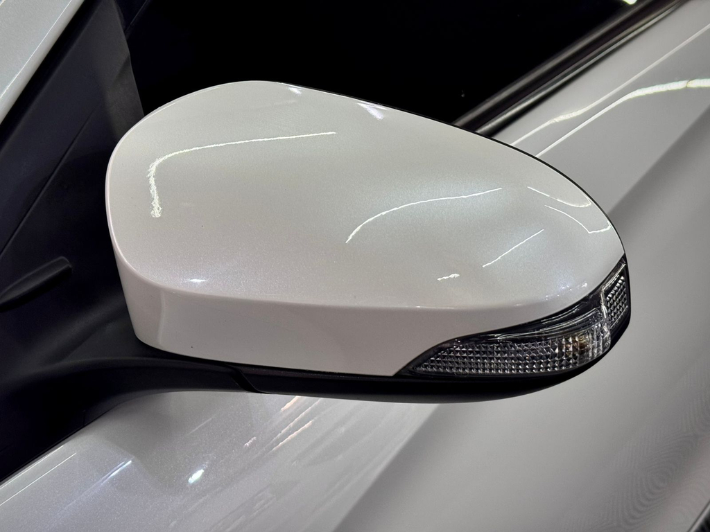 Toyota Yaris Hatch Branco