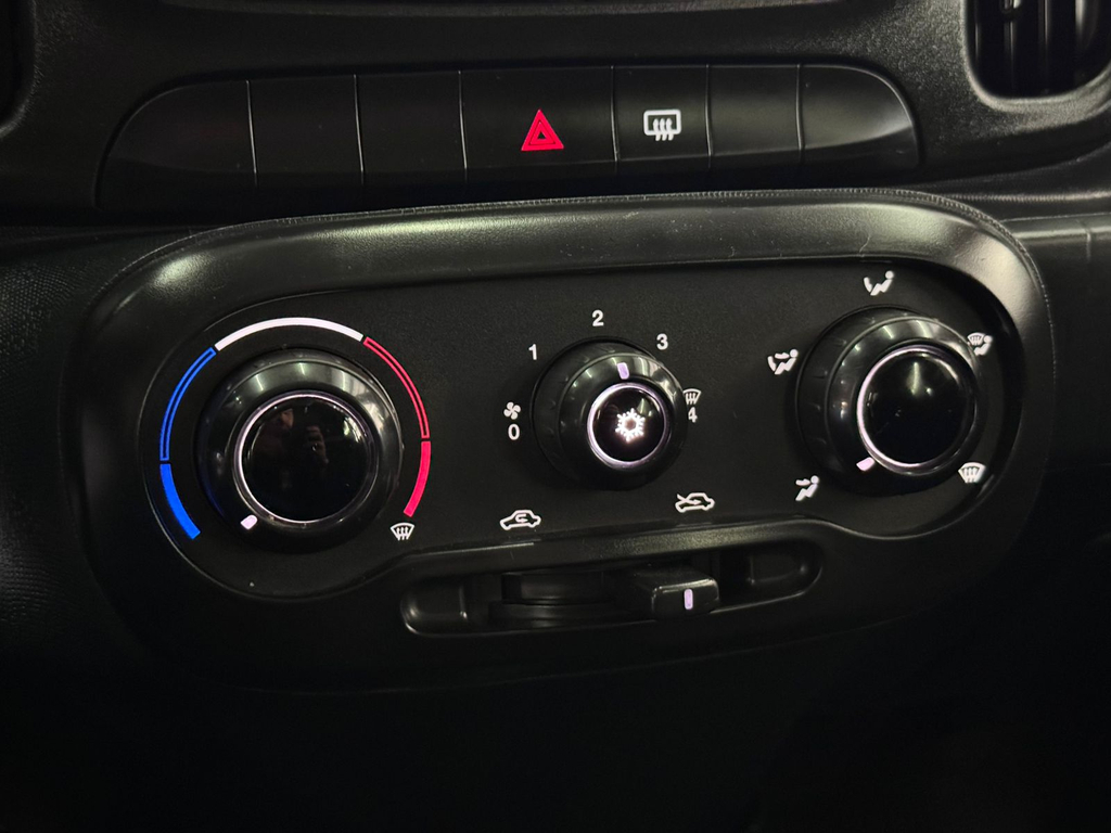 Fiat Mobi Preto