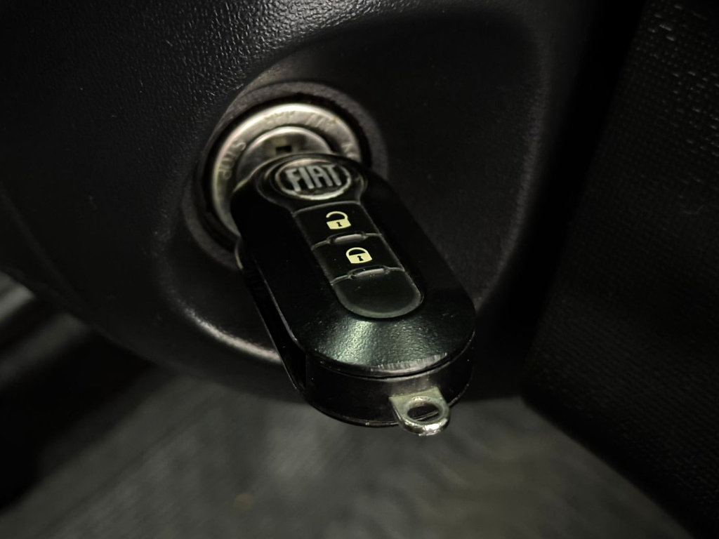 Fiat Mobi Preto