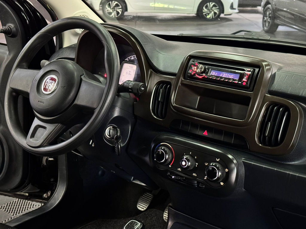 Fiat Mobi Preto