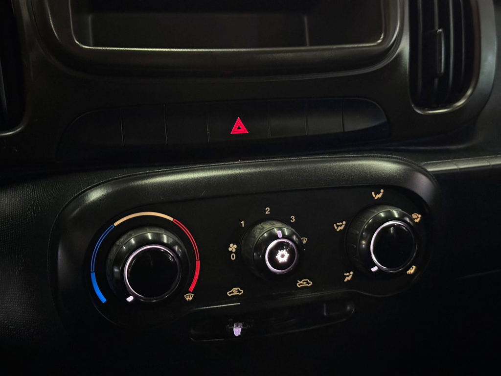 Fiat Mobi Preto