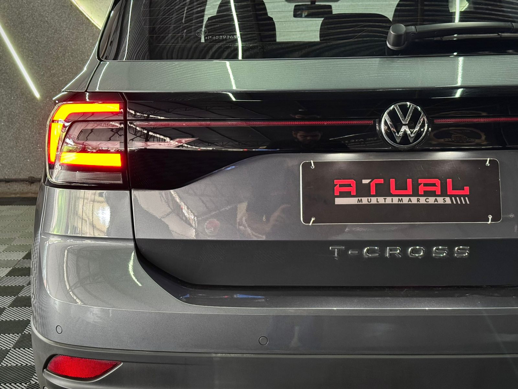 Volkswagen T-Cross Cinza
