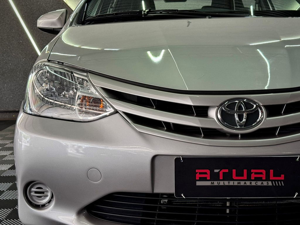 Toyota ETIOS Prata