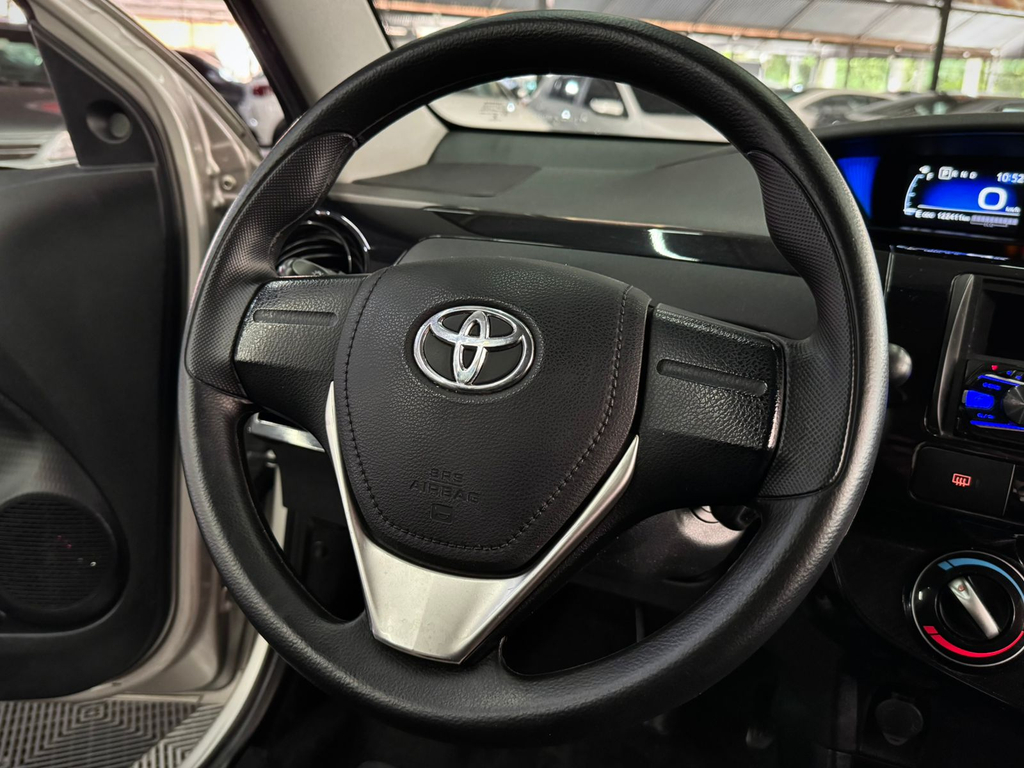 Toyota ETIOS Prata