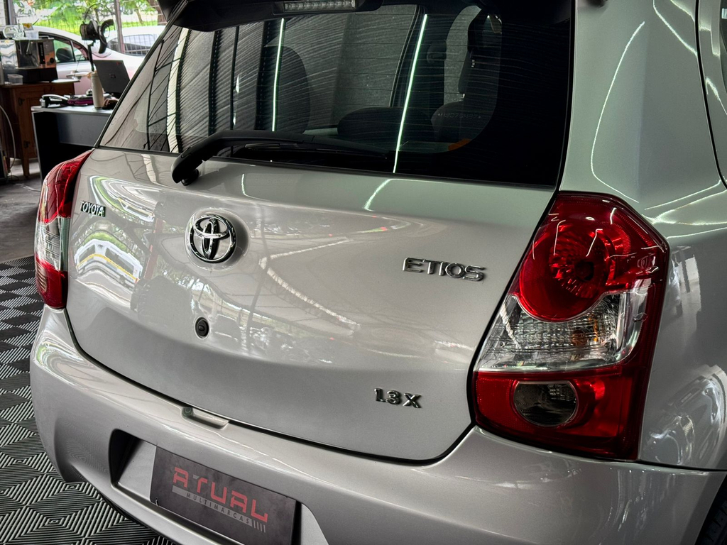 Toyota ETIOS Prata