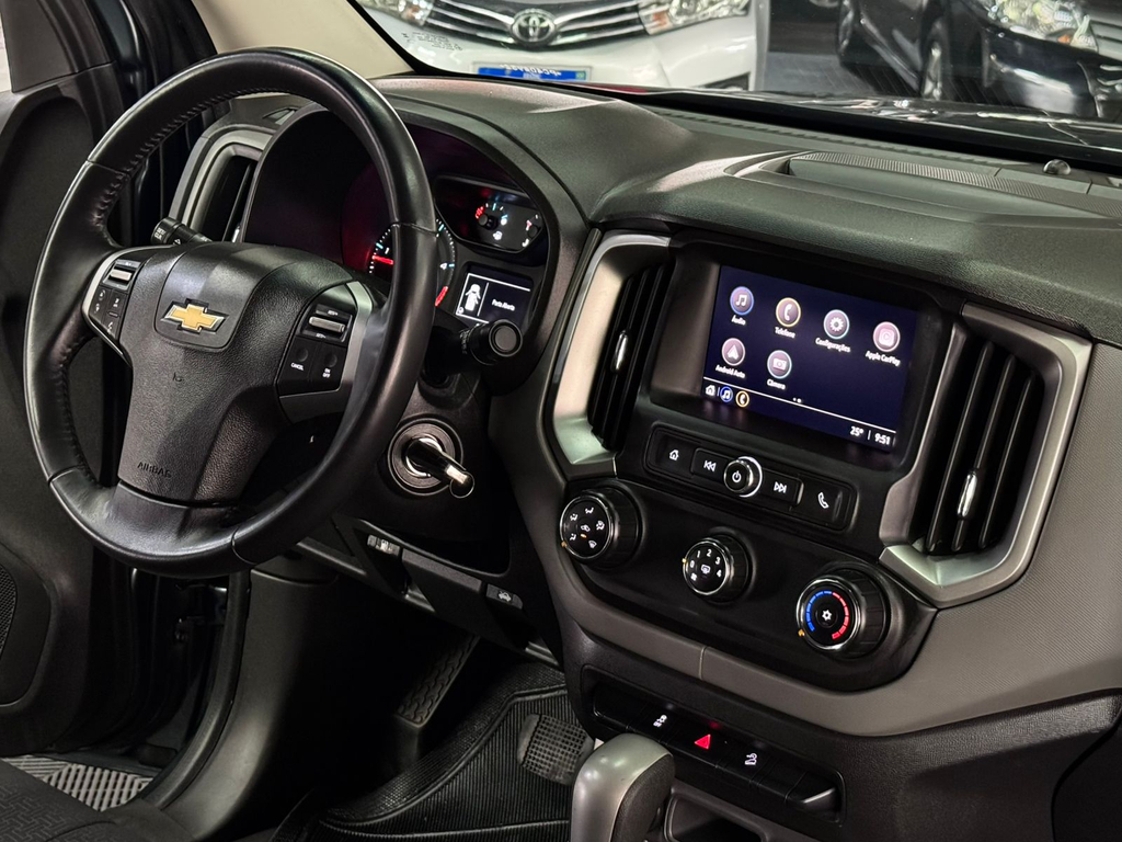 Chevrolet S10 Cabine Dupla Cinza