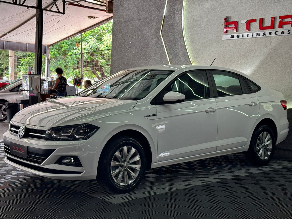 Volkswagen Virtus Branco