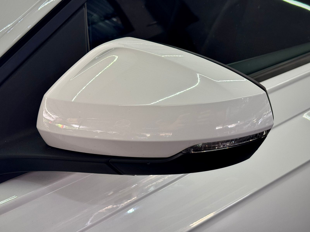 Volkswagen Virtus Branco