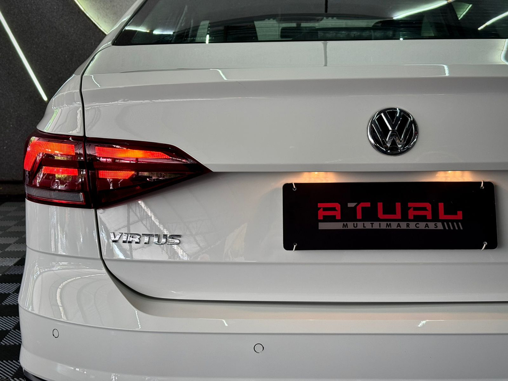 Volkswagen Virtus Branco