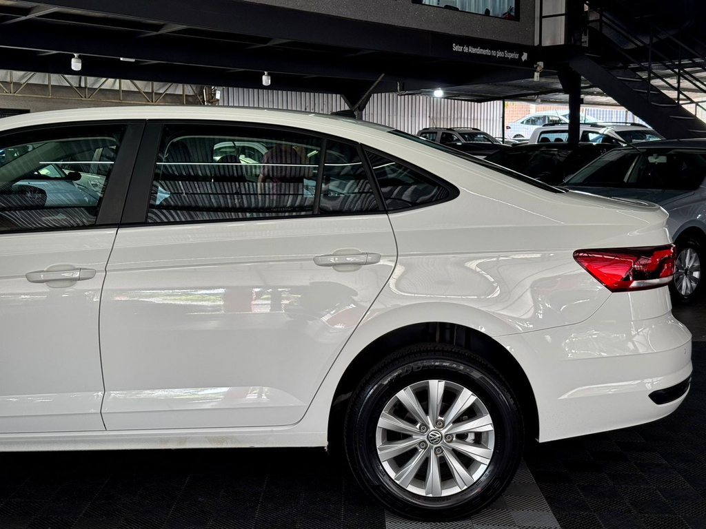 Volkswagen Virtus Branco