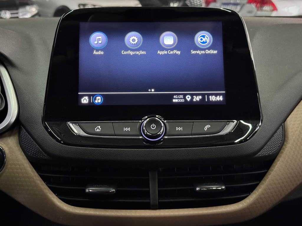 Chevrolet Onix Sedan Preto