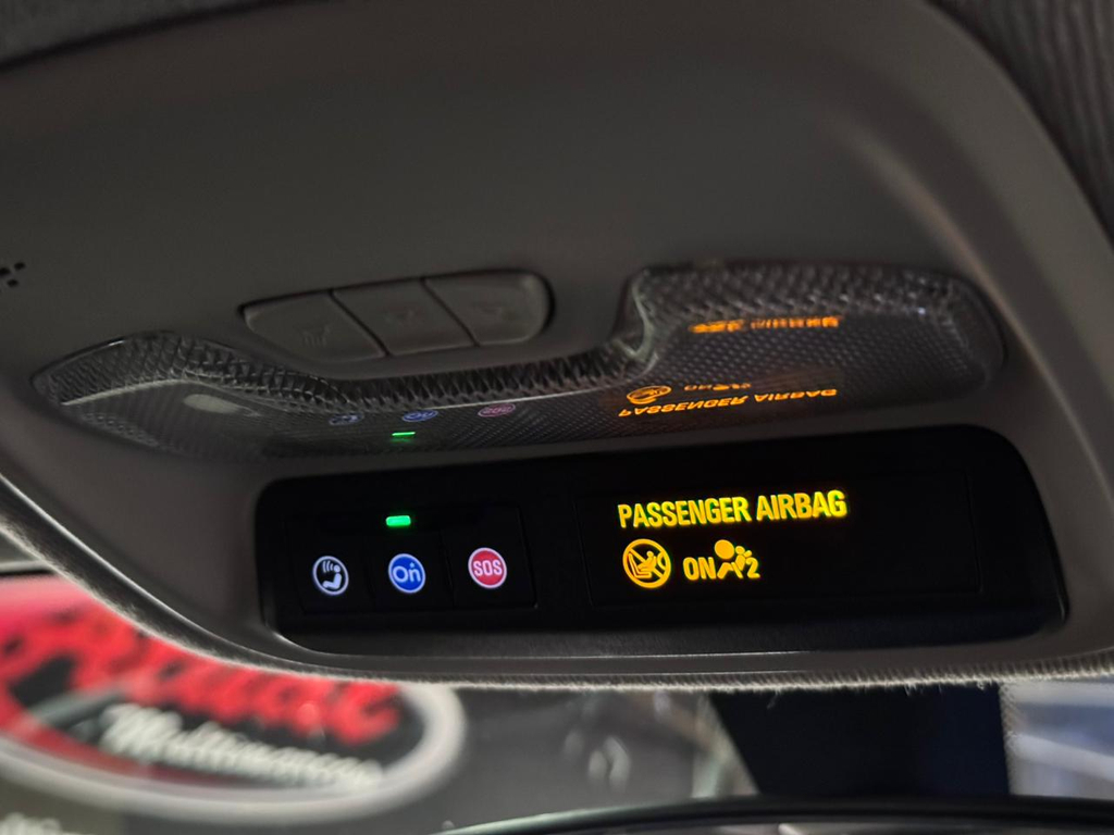 Chevrolet Onix Sedan Preto