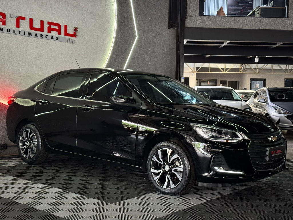 Chevrolet Onix Sedan Preto