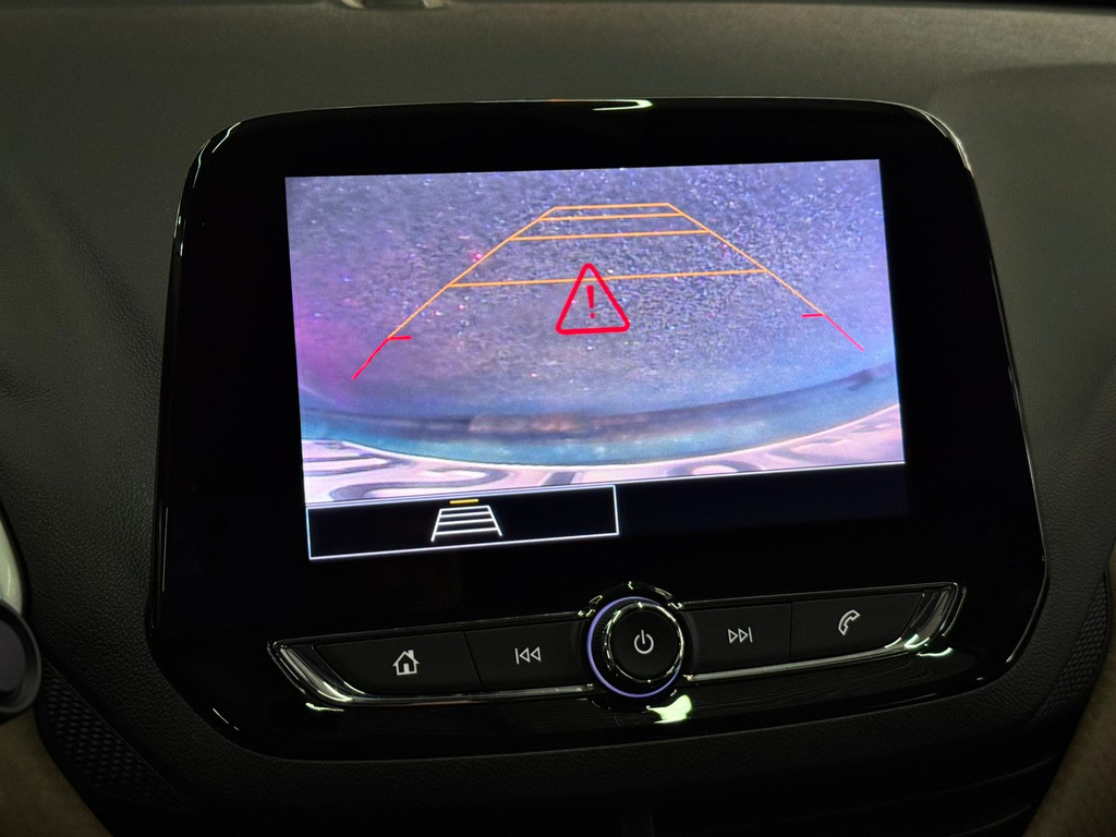 Chevrolet Onix Sedan Preto