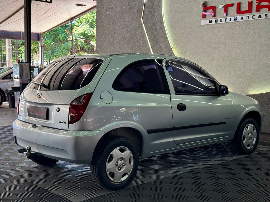 Chevrolet Celta Prata