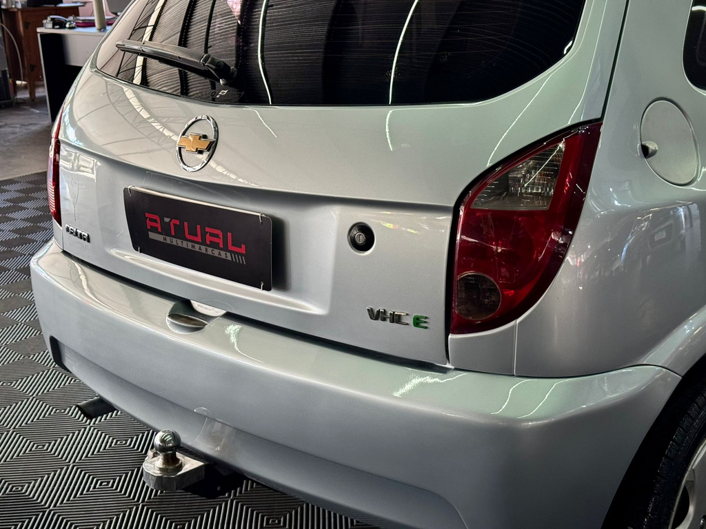 Chevrolet Celta Prata