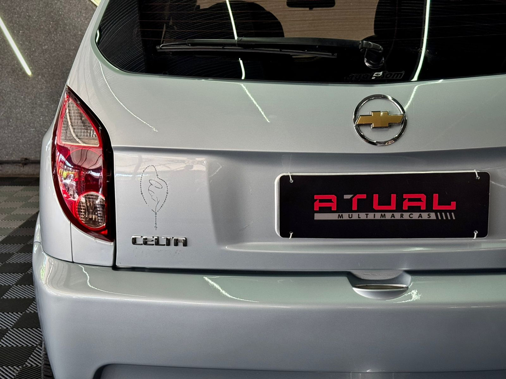 Chevrolet Celta Prata