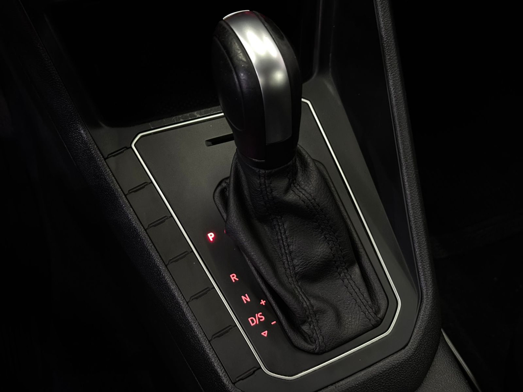 Volkswagen Virtus Branco