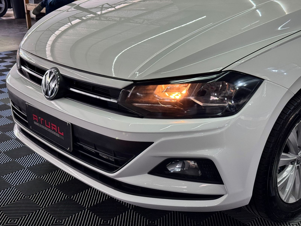 Volkswagen Virtus Branco